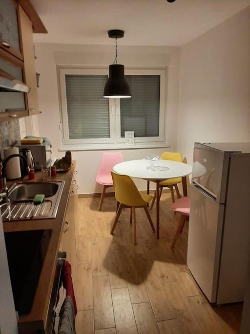 Studio Apartman Bojana 34M2,Free Wifi,Parking 锡萨克 外观 照片