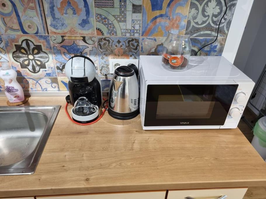 Studio Apartman Bojana 34M2,Free Wifi,Parking 锡萨克 外观 照片